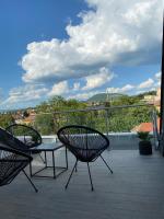 Balkón nebo terasa v ubytování Rooftop Eger