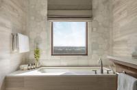 Ein Badezimmer in der Unterkunft Four Seasons Resort Orlando at Walt Disney World Resort