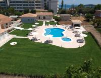 The swimming pool at or close to Santos Holidays
