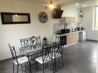 Bright house - Housity