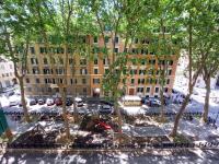 Budova, v ktorej sa apartmán nachádza