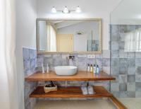 Koupelna v ubytování Seranova Luxury Hotel - Adults Only