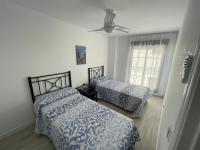 Postel nebo postele na pokoji v ubytování Escondite Real - Royal Hideaway - Vivienda con Fines Turísticos Hospital de San Miguel
