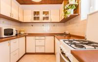 Kuchyňa alebo kuchynka v ubytovaní Appartment Rezika