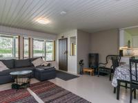 Posezení v ubytování Holiday Home Rantapelto by Interhome