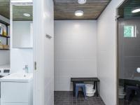 Koupelna v ubytování Holiday Home Rantapelto by Interhome