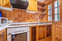 A kitchen or kitchenette at Apartamento Carabela Dali 113