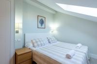 Postel nebo postele na pokoji v ubytování Urbe10 Angel Suites 2 Bedrooms Apartment 4A
