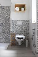 A bathroom at ReGenzio