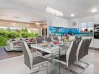 Kuchyňa alebo kuchynka v ubytovaní Holiday Home Villa Gabriel by Interhome