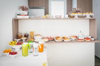 Jedlo v ubytovaní bed & breakfast alebo blízkom okolí