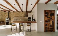 A kitchen or kitchenette at CASA SARTZALETA-Navarra-España
