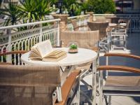 Posedenie v ubytovaní Alkyonis hotel
