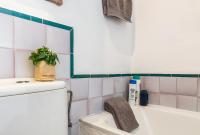 Kúpeľňa v ubytovaní Casa Sol - traditional village house with pool and view