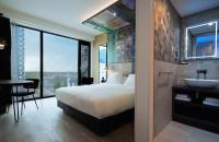 Inntel Hotels Utrecht Centreにあるベッド