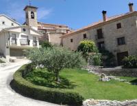 A garden outside CASA SARTZALETA-Navarra-España
