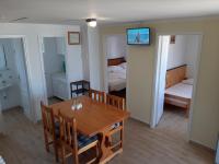Postel nebo postele na pokoji v ubytování Robinzon House Kornati