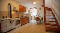 Kuchyňa alebo kuchynka v ubytovaní Holiday Home Grimalda