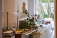 Jídlo v hotelu nebo okolí