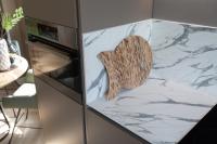 Een keuken of kitchenette bij BizStay Maurits