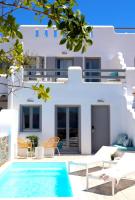 Bazén v ubytovaní The Nine Graces - Agia Anna - Option With private pool or hot tub alebo v jeho blízkosti