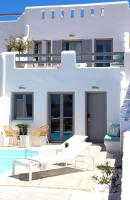Bazén v ubytovaní The Nine Graces - Agia Anna - Option With private pool or hot tub alebo v jeho blízkosti