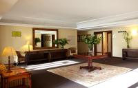 A seating area at Hotel Coia de Vigo