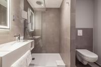 Novotel Duesseldorf Airportにあるバスルーム