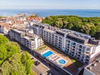 Basen w obiekcie Apartamenty Fenomen - Premium Porto Nadmorskie Tarasy w Kołobrzegu lub w pobliżu