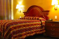 Ένα ή περισσότερα κρεβάτια σε δωμάτιο στο Redondo Beach Inn-LAX