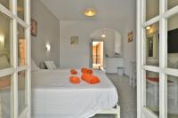 A bed or beds in a room at Fotini Studios