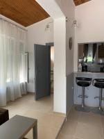 Kuchyňa alebo kuchynka v ubytovaní Ferienhaus "Arizones", Nea Kallikratia, Chalkidiki