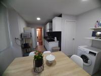 A kitchen or kitchenette at Sun And Chic Malaga