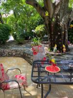 Vonkajšia záhrada v ubytovaní Relax Apartment Lapad Dubrovnik