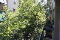 Vonkajšia záhrada v ubytovaní Athens Central Green 7 min from metro and 2 min from trolley
