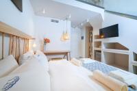Lithorama Boutique Suitesにあるベッド