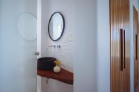 Koupelna v ubytování Amodara Boutique Villas-Naxos Boutique Luxury Private Villas