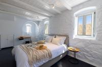Postel nebo postele na pokoji v ubytování Amodara Boutique Villas-Naxos Boutique Luxury Private Villas