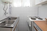 Kuchyň nebo kuchyňský kout v ubytování Villa Garina 1