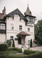 Budova, kde se bed and breakfast nachází