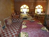 Postel nebo postele na pokoji v ubytování La Petite Gorge, Hôtel & Restaurant Todra Gorge