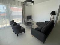 Posedenie v ubytovaní Exclusive Seafront Suite with jacuzzi