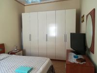 Televízia a/alebo spoločenská miestnosť v ubytovaní Casa Silipi