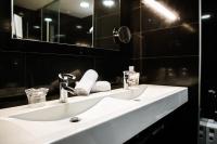A bathroom at Bakour La Manga Splash