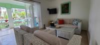 Posezení v ubytování Playa Turquesa only 50m From the Beach Walk to all Restaurants