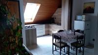 Kuchnia lub aneks kuchenny w obiekcie Balázs Apartman