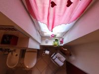 A bathroom at Casa Aurora -Altopiano di Pinè