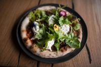 Jídlo v hotelu nebo okolí