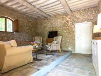 Telewizja i/lub zestaw kina domowego w obiekcie Holiday Home Bulleri by Interhome