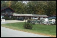 The Chalet Motel by Wyndham - Housity